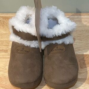 BEARPAW Micro Suede Ankle Booties With Faux Fur Trim. Little Girls Size 12-13.